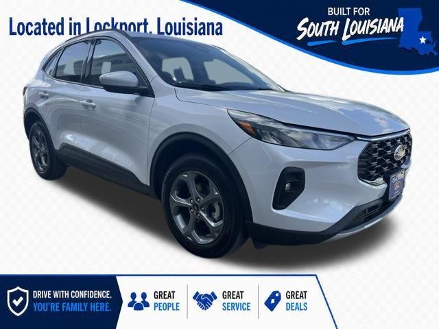 2025 Ford Escape ST-Line Select AWD in Space Silver Metallic — front three-quarter view