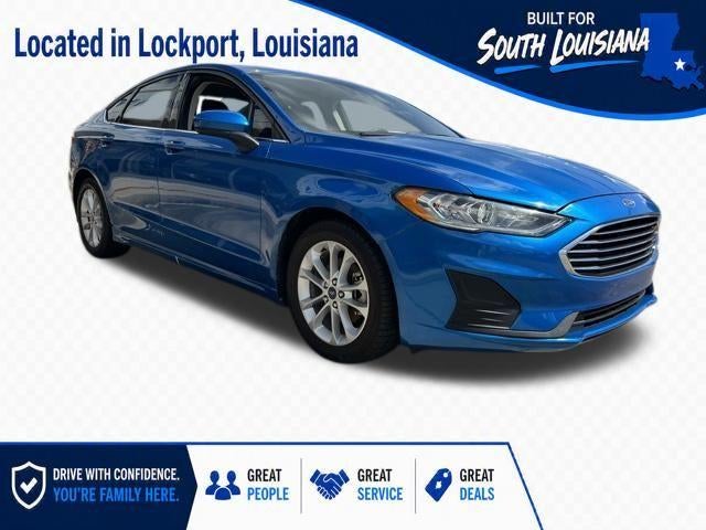 2019 Ford Fusion SE FWD in Blue Metallic — front three-quarter view