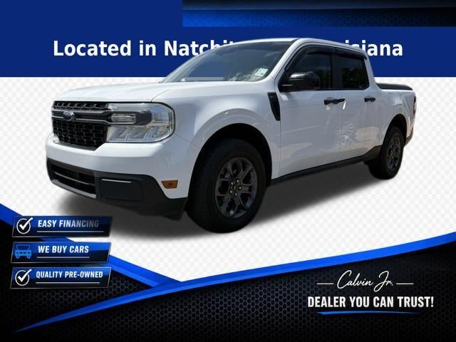 2024 Ford Maverick XLT AWD SuperCrew in Oxford White — front three-quarter view